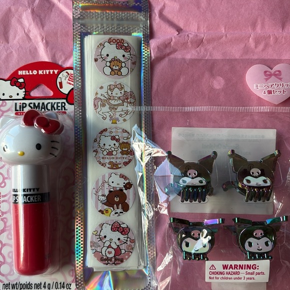 🎀🐱🎀 HELLO KITTY LIP SMACKER BUNDLE 🎀🐱🎀 NWT 🎀🐱🎀 - Picture 4 of 16